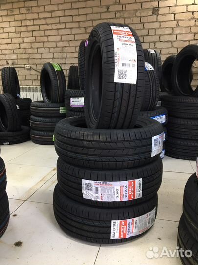 Kumho Ecsta HS52 195/55 R16 87V