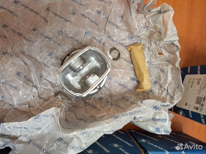 Поршни Kolbenschmidt