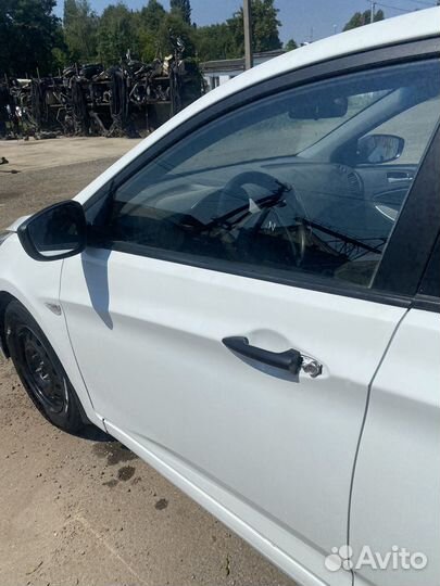 Hyndai solaris 1 дверь передняя левая