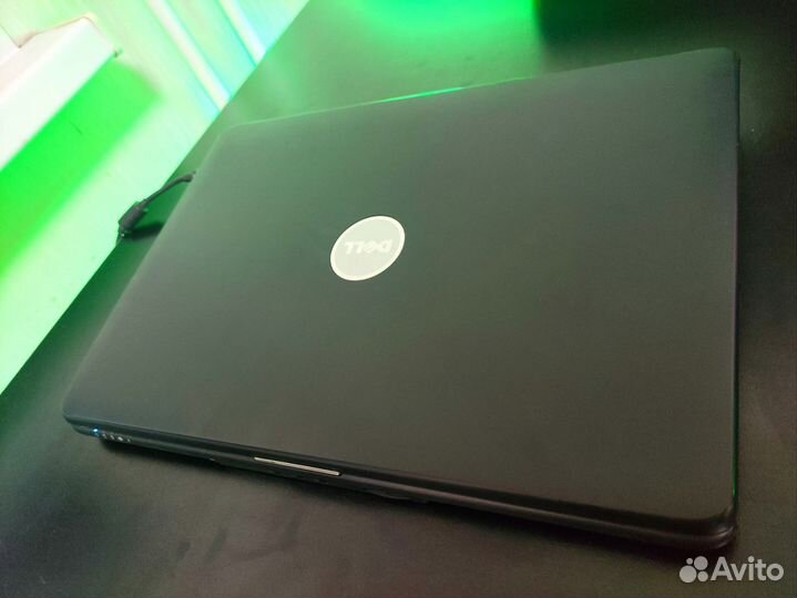Ноутбук Dell 500