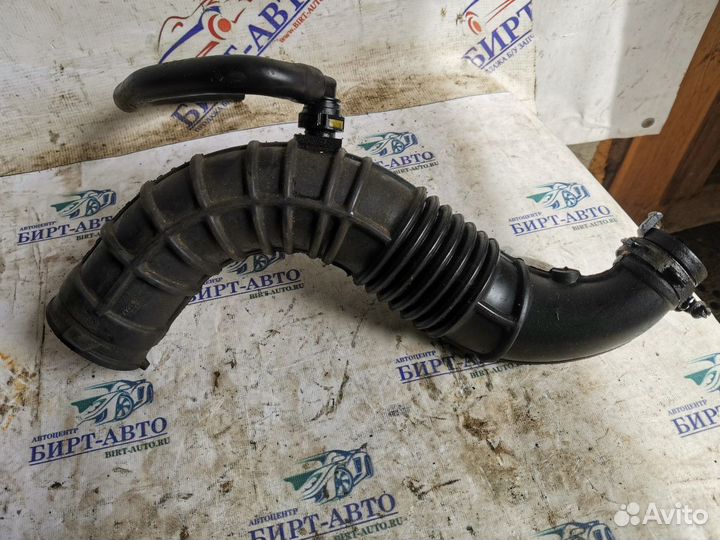 Патрубок воздушного фильтра Renault Scenic II рест