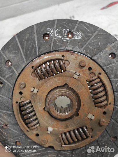 Маховик, корзина диск Kia spectra