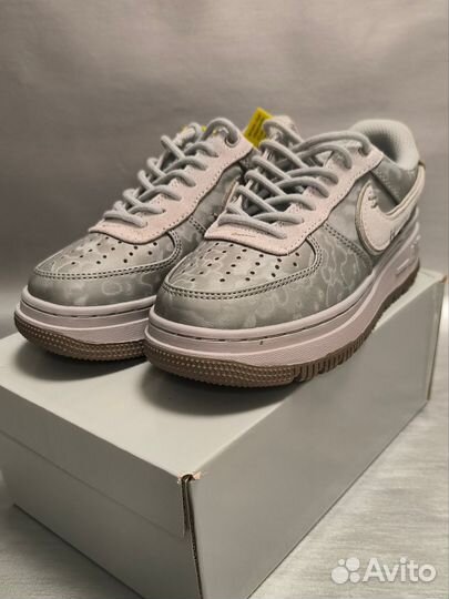 Кроссовки осенние Nike Air Force 1 Low Luxe 