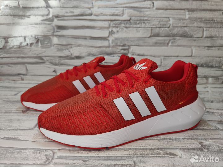 Кроссовки Adidas Originals Swift Run 22. Оригинал