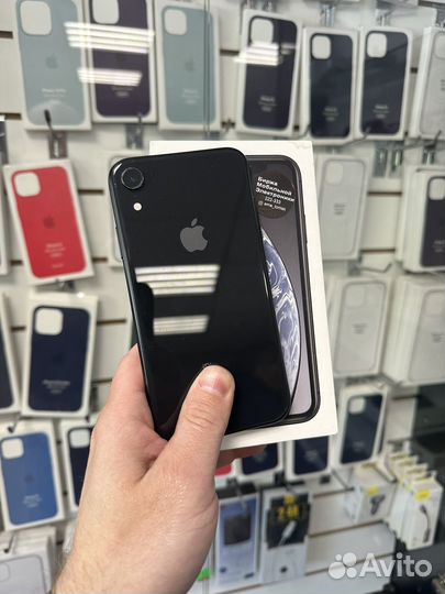 iPhone Xr, 64 ГБ