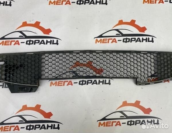 Решетка в бампер передняя Peugeot 206 хэтчбек TU3A