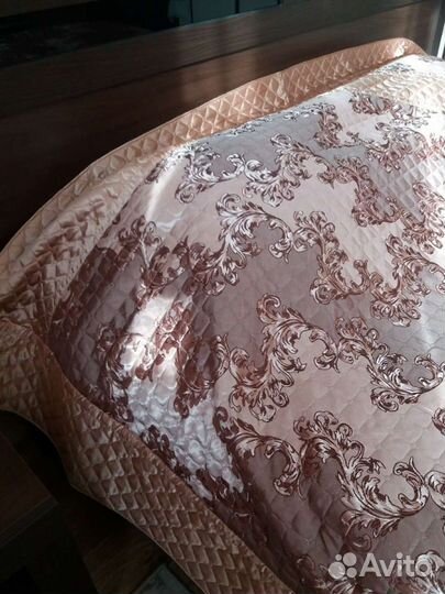 Покрывало на кровать