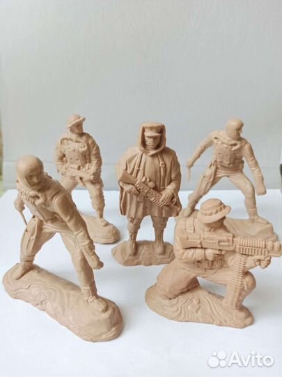 Солдатики большие