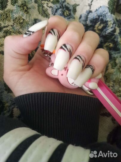 Маникюр с выездом на дом