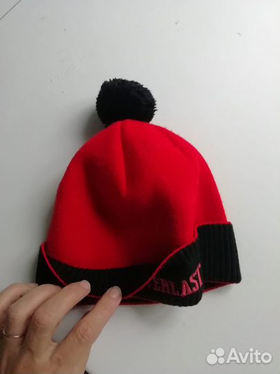 Шапка детская с помпоном