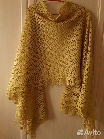 Палантин ажурный вязаный ручная работа