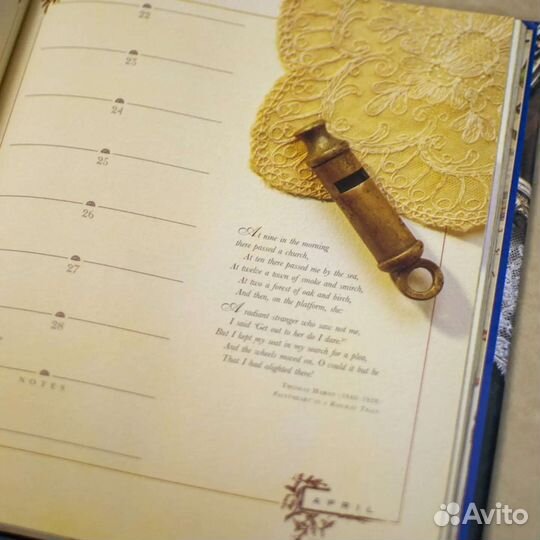 Винтажная записная книга на английском