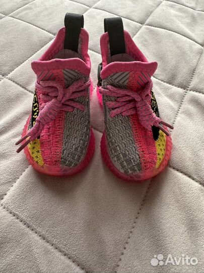Кроссовки для девочки