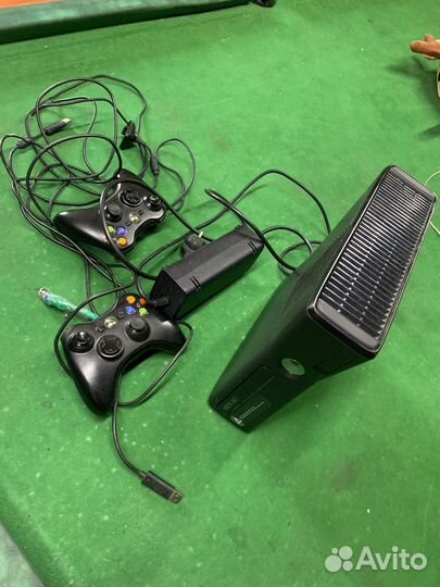 Xbox 360s