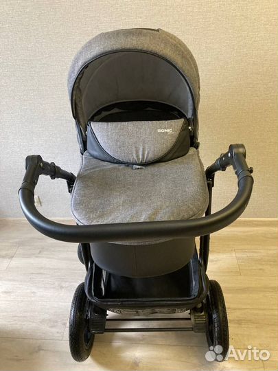 Коляскаsonic Plus 3в1