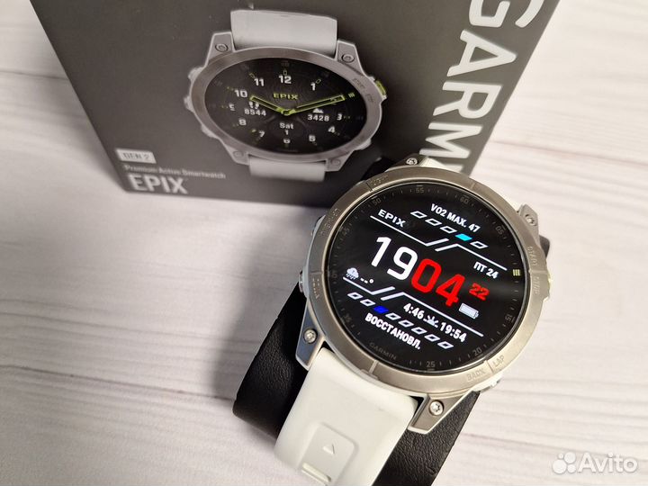 Часы Garmin Epix (Gen2) Sapphire Titanium White