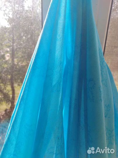 Отрез шелковой ткани