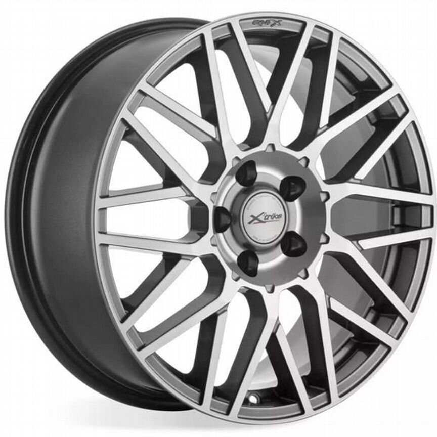 X'trike X-133 : 7,5x18 5*108 Et:33 Dia:60,1 HSB/FP