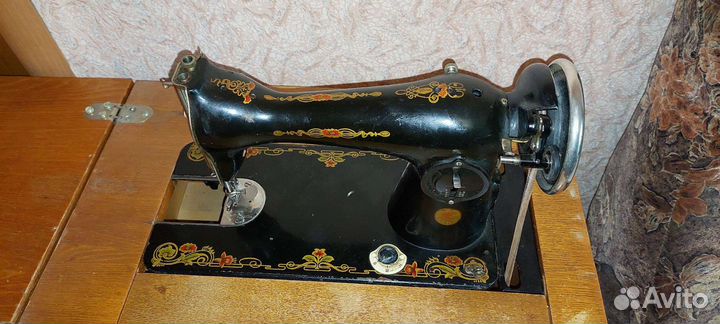 Швейная машинка ножная подольск