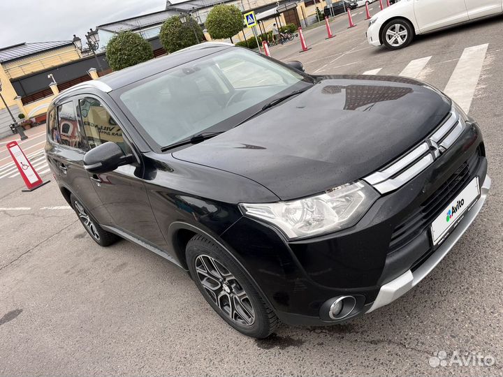Mitsubishi Outlander 2.4 CVT, 2014, 177 857 км