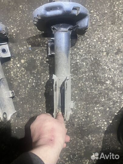 Амортизатор передний hyundai solaris 2