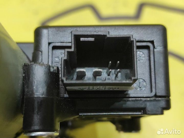 Моторчик люка Bmw 5-Series F10 N20B20B 2016