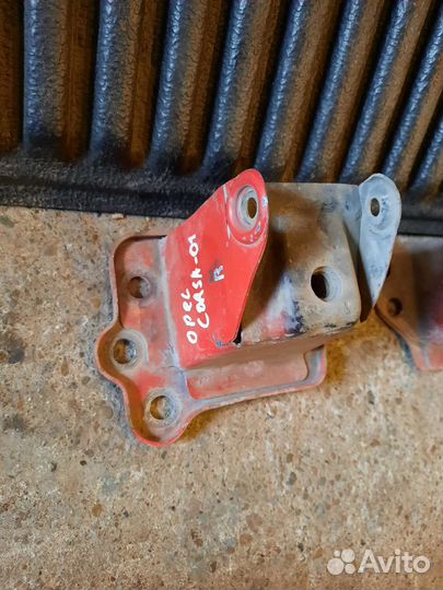 Кронштейн переднего бампера Opel Corsa C