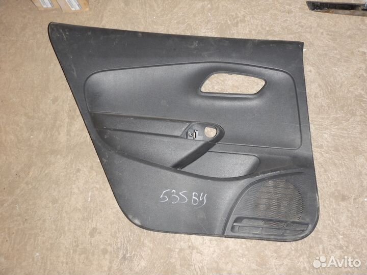 Обшивка задней левой двери Volkswagen Polo Sedan