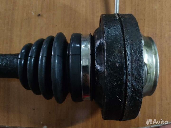 Привод Туарег 03-09 задний