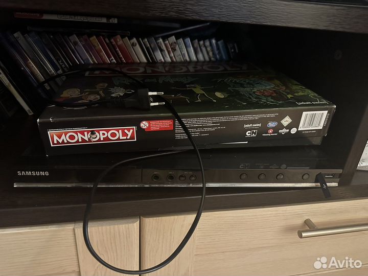 DVD плеер samsung и набор дисков