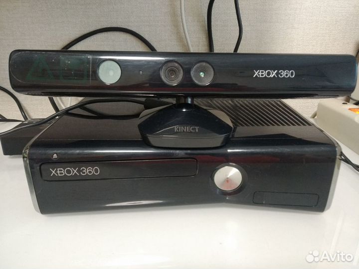 Xbox 360 +2 джойстика и киннект