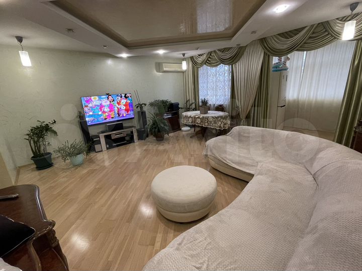 4-к. квартира, 131,6 м², 2/5 эт.