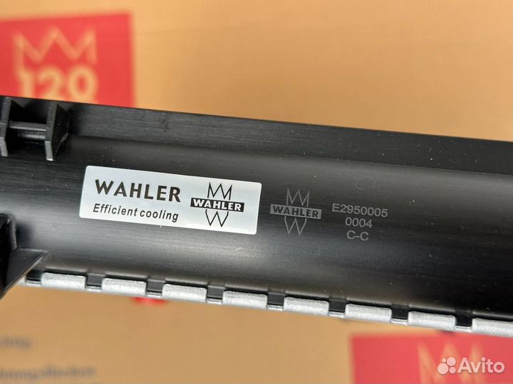 Радиатор охлаждения Mercedes A0995001303 wahler