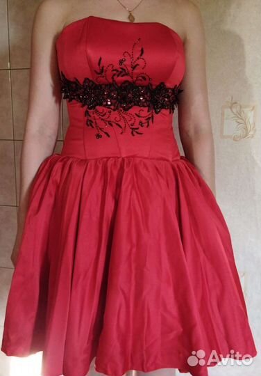 Вечернее платье