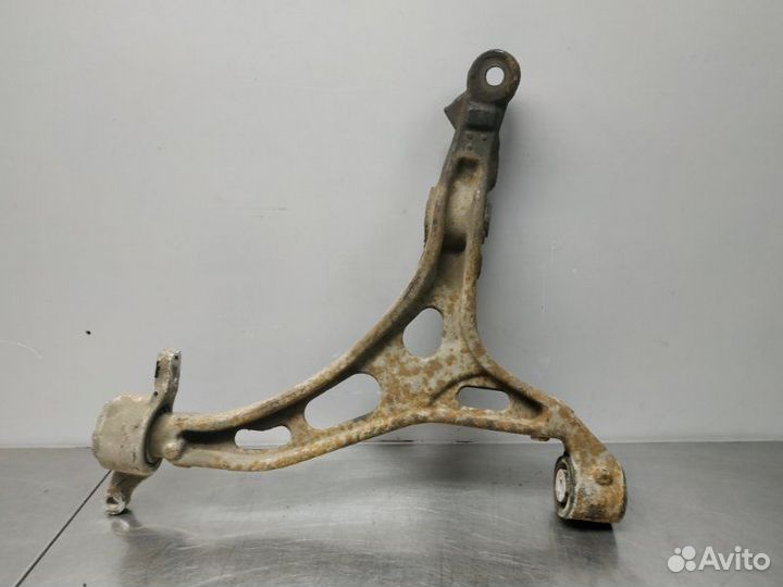 Рычаг подвески передний левый Jeep Grand Cherokee