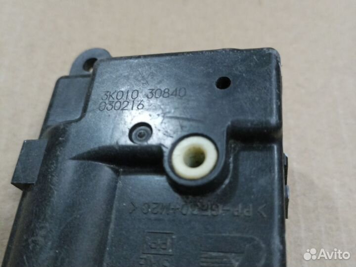 Nissan Infiniti сервопривод печки отопителя