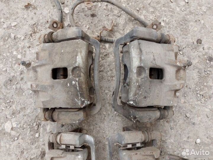 Суппорт тормозной Hyundai Sonata 5 G4GC