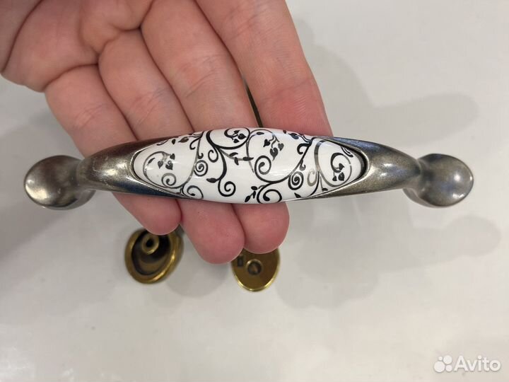 Мебельная ручка-скоба 96 мм