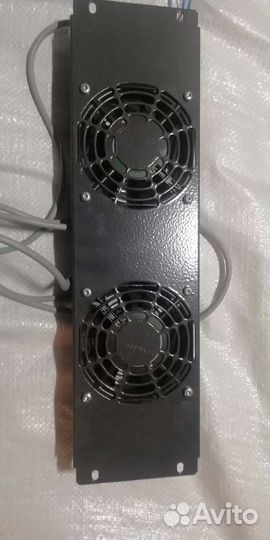 Пластина с 2 вентиляторами высотой 3U Legrand 4648