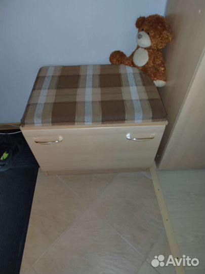 Тумба для обуви с сиденьем. Бу