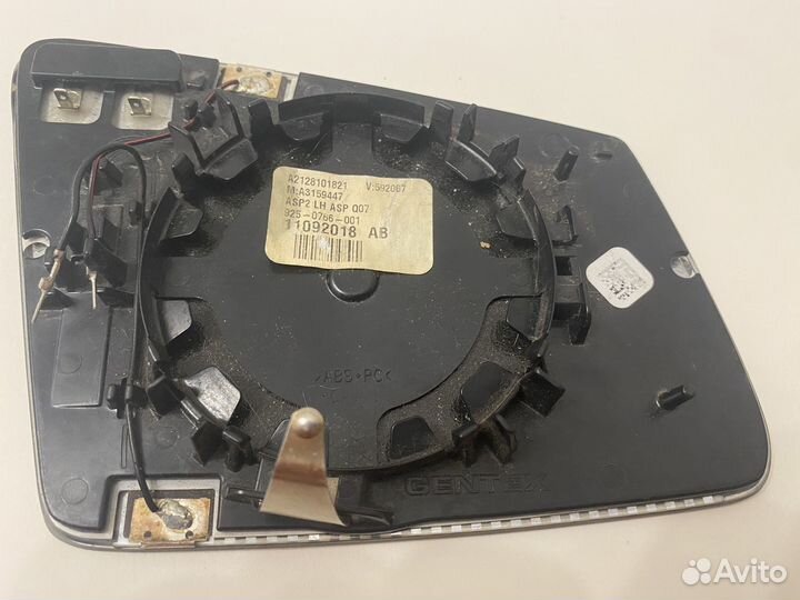 Зеркальный элемент Mercedes E-class W212