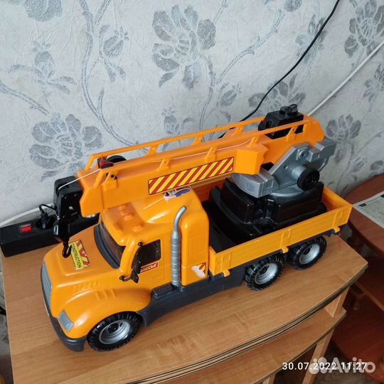 Автомобили 