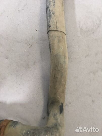 Патрубок системы охлаждения Skoda Octavia A4(1926)