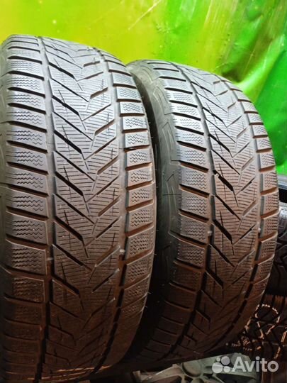Vredestein Wintrac Xtreme S 235/60 R16