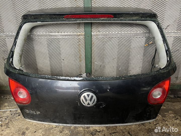 Крыло заднее правое golf 5