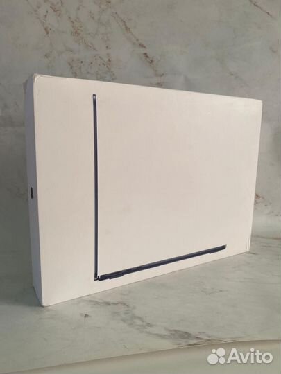 Macbook air 13 m3 8 256gb midnight Новый