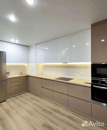 Кухня современная на заказ. Доставка и сборка