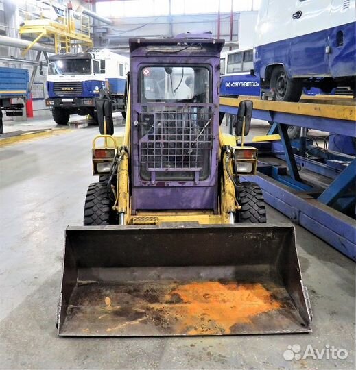 Мини-погрузчик КУРГАНМАШЗАВОД МКСМ 800К, 2012