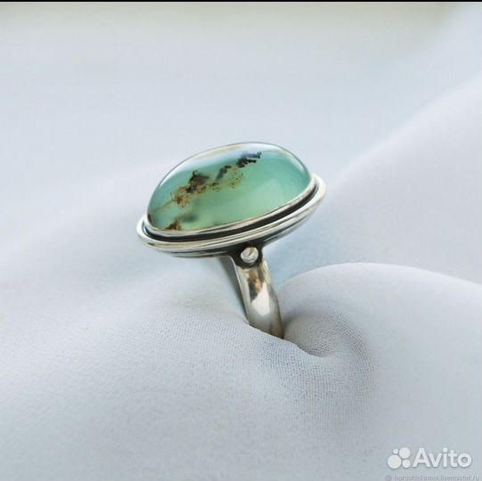 Серебренное кольцо с гранатом гессонит