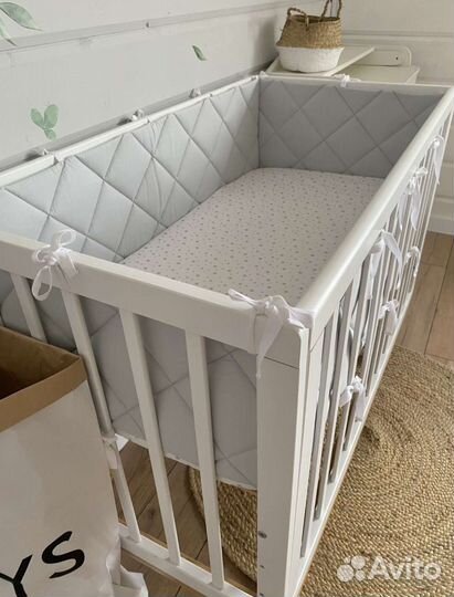 Бортики в детскую кроватку новые